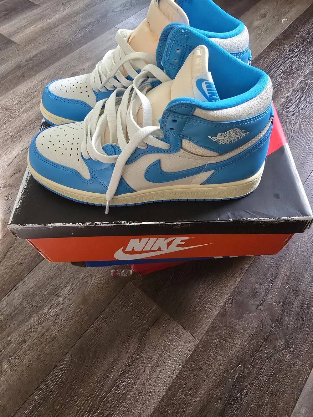 Nike Kids Air Jordan 1 Mid - White & Blue